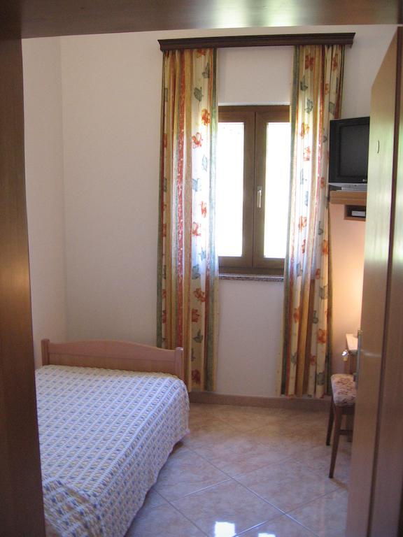 Guest House Caterina Πόρετς Δωμάτιο φωτογραφία
