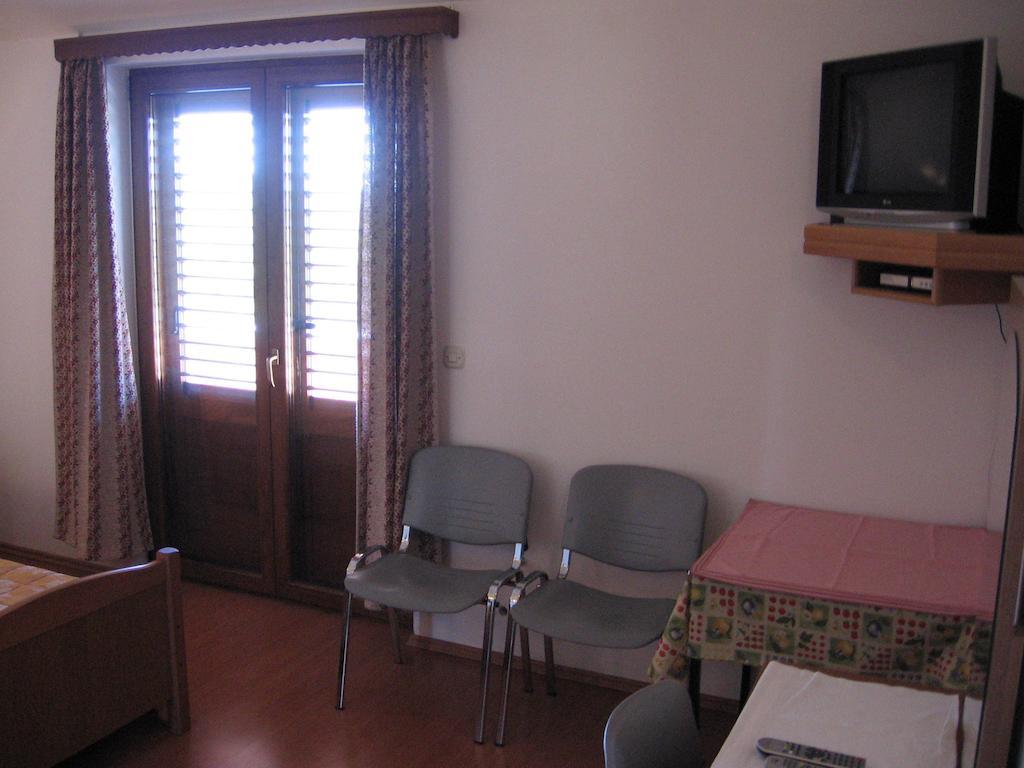 Guest House Caterina Πόρετς Εξωτερικό φωτογραφία